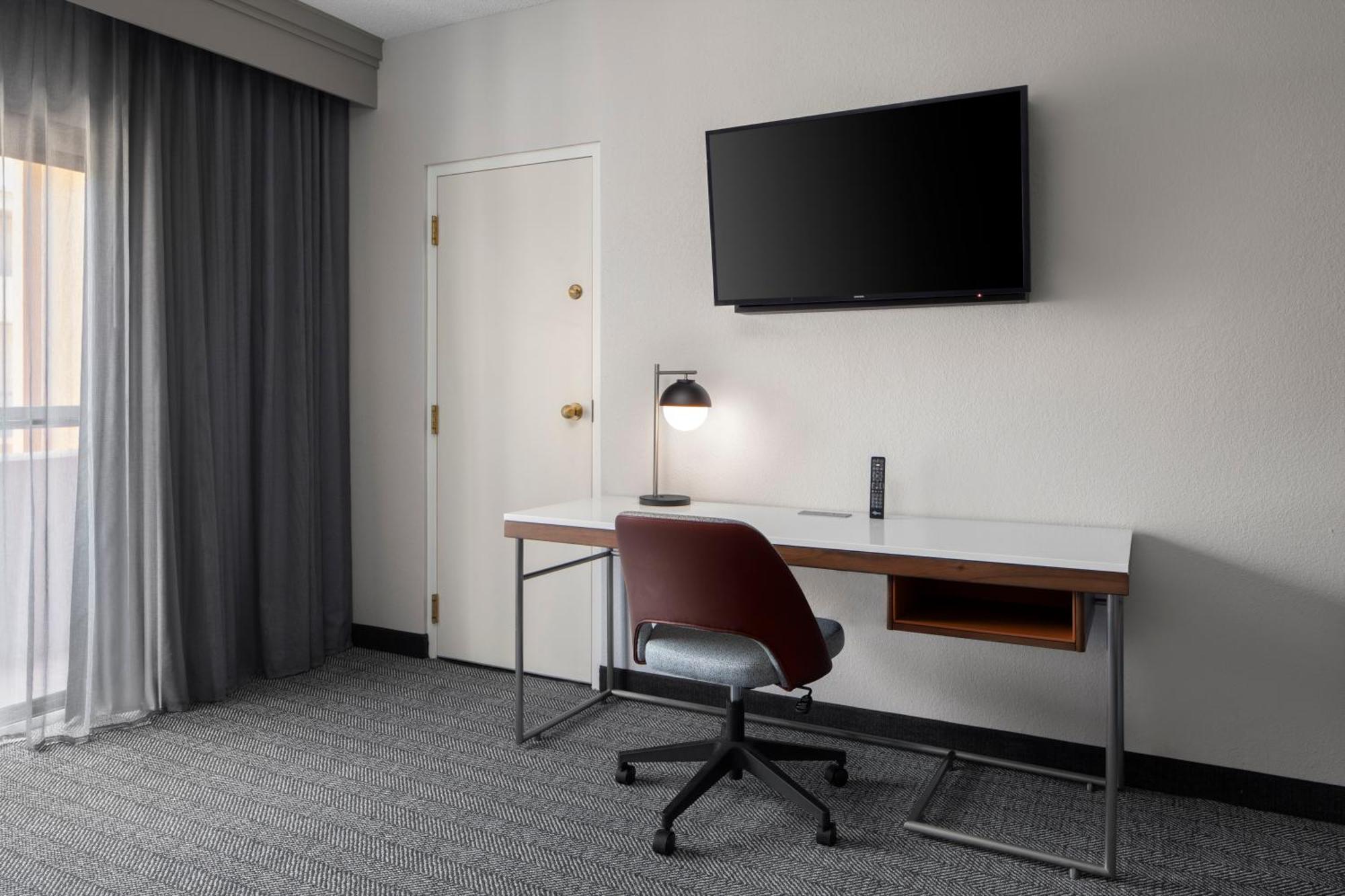 Courtyard By Marriott Little Rock West Exterior foto