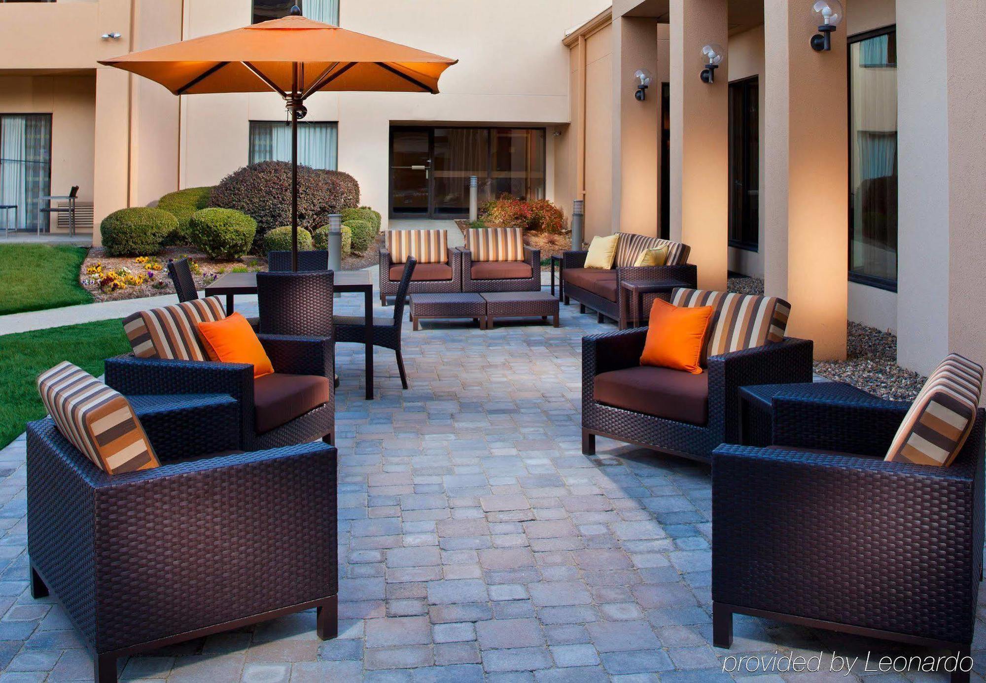 Courtyard By Marriott Little Rock West Exterior foto